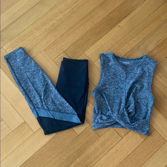 Beyond Yoga Tops - Beyond Yoga cropped exercise top